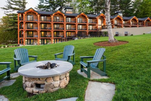 Center Harbor Inn 4