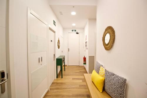 The Bridge Huertas - Hostal, Madrid (photo 7)