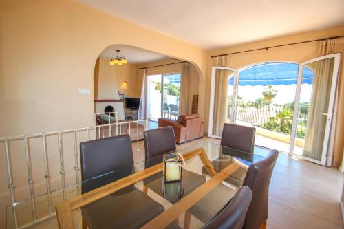 Aloha - sea view villa with private pool in Benissa