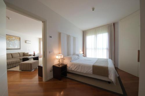 Eden Rock Resort - image 8