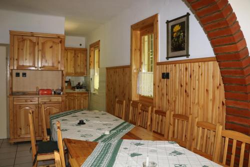  Oszlai Kulcsosház in 3413 Cserépfalu