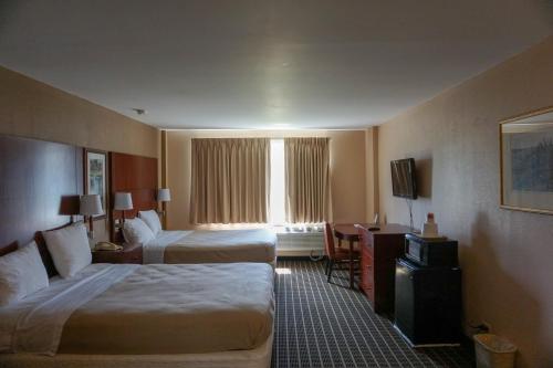 Budgetel Inn and Suites - Glen Ellyn - image 2
