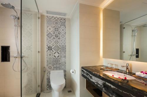 Comodo Nha Trang Hotel Room Type - Senior Deluxe Twin Room with Sea View