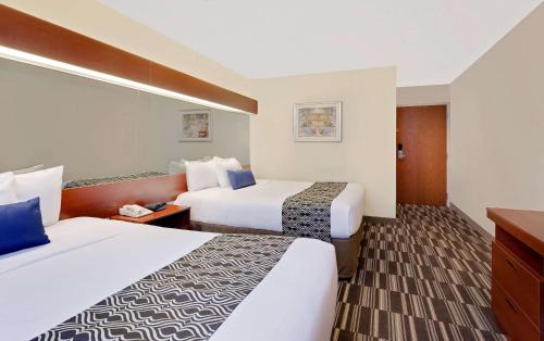 Microtel Inn & Suites by Wyndham Middletown