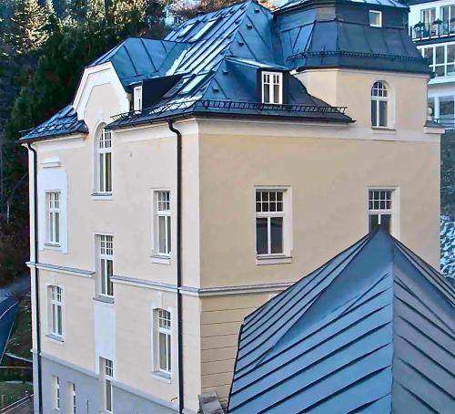 Two-Bedroom Apartment with Balcony