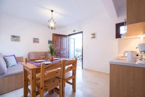 Schoner Blick Room Type - Apartment with Garden View