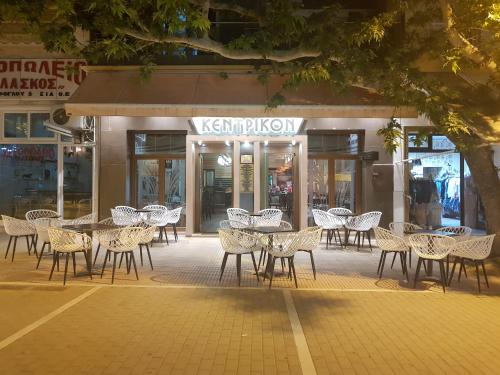 Deluxe Lilian Deluxe Lilian