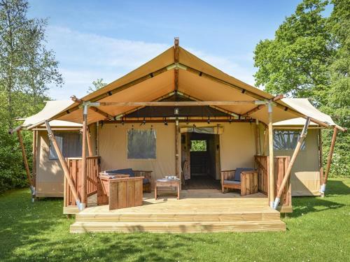 Tent lodge near Loonse and Drunense Duinen, Unterkunft in Udenhout