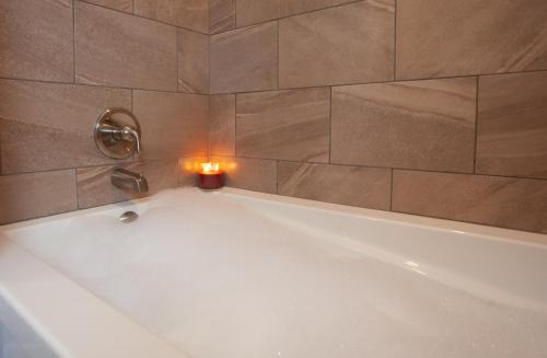 Fürdőszoba, Indian Falls Chalets in Springdale