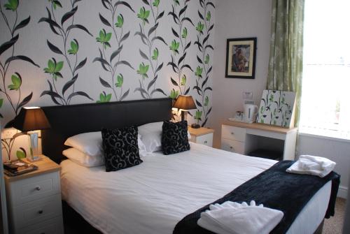 Brincliffe Hotel - image 3