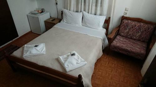 Double Room image 8