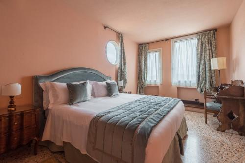 Hotel Nani Mocenigo Palace, Венеция (фото 11)