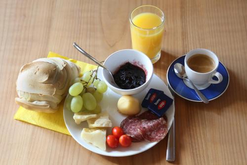 quindici alberi in Serra deʼ Conti
