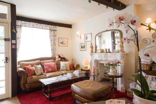 Park Cottage - image 8