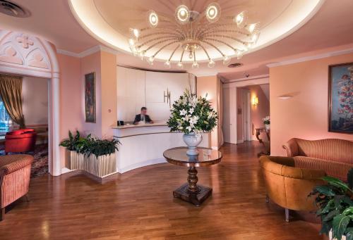 ホテル ミルトン リミニ