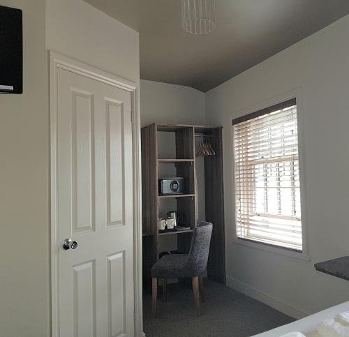 The Falcon Hotel - image 13