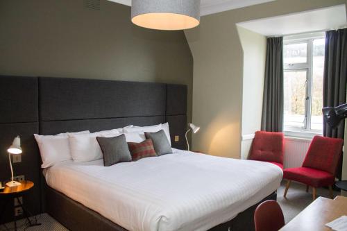 Peebles Hydro Ideally located in the prime touristic area of Peebles, Peebles Hydro promises a relaxing and wonderful visit. The hotel offers a high standard of service and amenities to suit the individual needs of