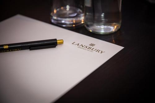 Lansbury Heritage Hotel - image 3