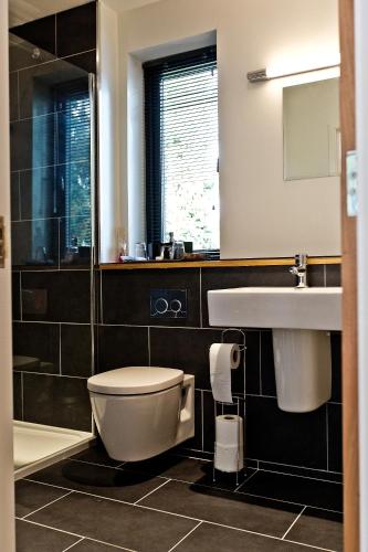 The Cedars Bed & Breakfast - image 7