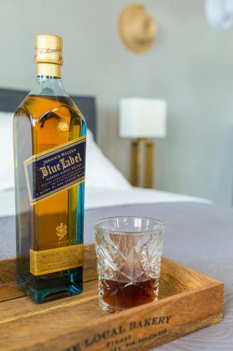 The Athens Version Luxury Suites