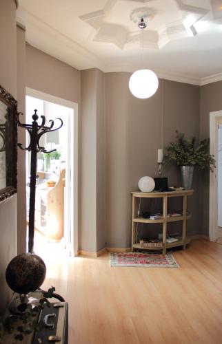 7 Moons Bed & Breakfast - image 7