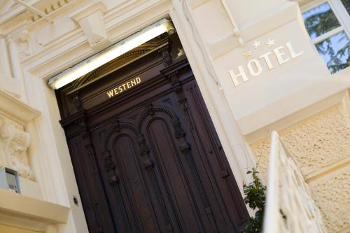 Hotel Villa Westend - image 11