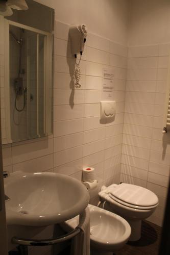 Relais Palazzo Taverna - image 9