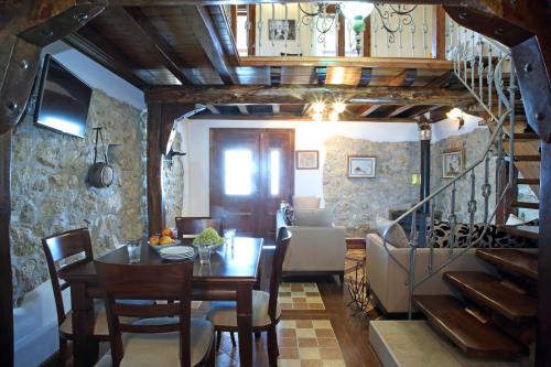 Kremeas House in Svoronata