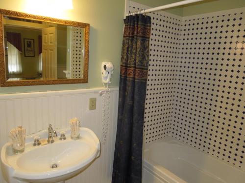 Kearsarge Inn – North Conway, NH