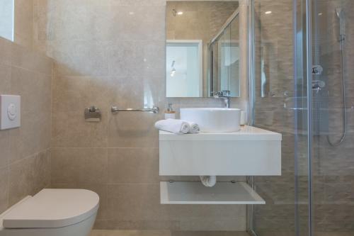 Rooms Sea & Sun with private parking - image 6