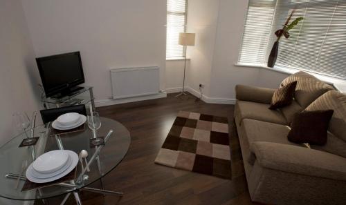 Aberdeen Serviced Apartments - The Lodge - image 12