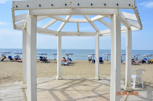 Marina Club Hotel in Cellole