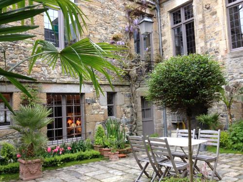 Hôtel Tanquerey de La Rochaisière - Chambre d'hôtes - Coutances