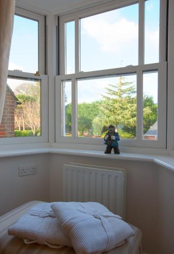 Vista, Britannia House in Lymington Town
