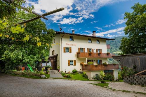 . Mareinhof - Urlaub auf dem Apfelbauernhof