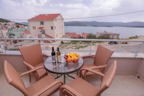 Apartments Zoya - image 8