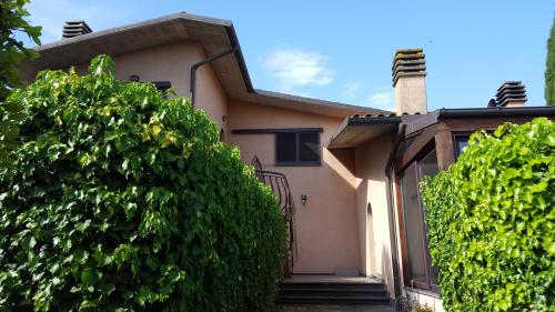  Appartamento in villa sul lago Trasimeno, Pension in Castiglione del Lago