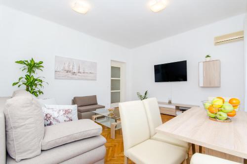 Apartment ''Pomalo'', Split (photo 8)