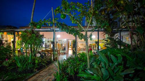 布洛梅利亚斯酒店