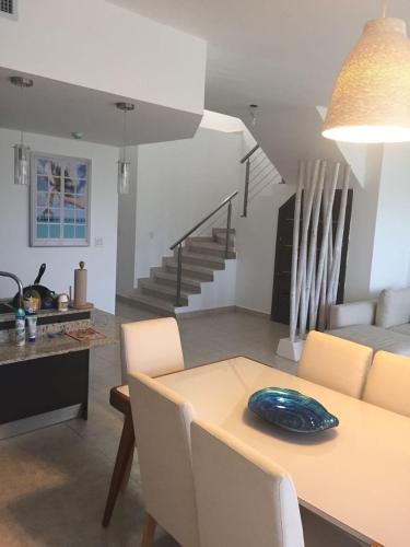 Facilities, Vista Mar in San Carlos