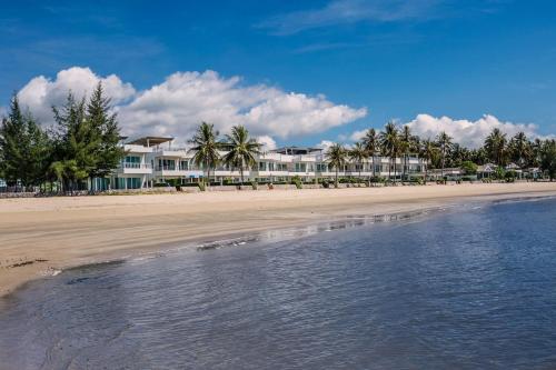 Absolute Beachfront villa