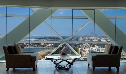 Hyatt Capital Gate Abu Dhabi 