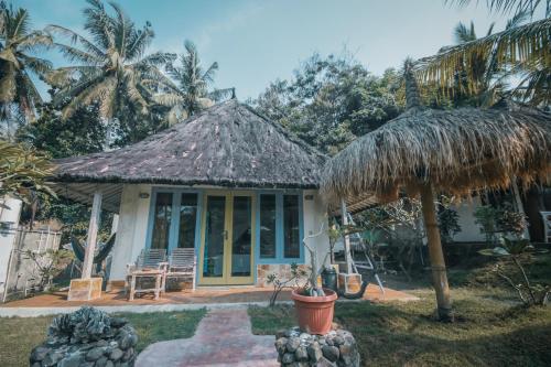 Segar Village Located in Gili Air, Segar Village is a perfect starting point from which to explore Lombok. Offering a variety of facilities and services, the hotel provides all you need for a good nights sleep. Fr