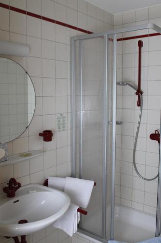 Hotel Sonne - image 3