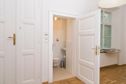 De Luxe Suite Staatsoper by welcome2vienna - main image