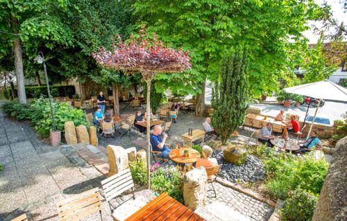 Landhotel Battenheimer Hof photo