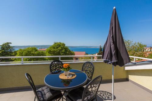  Apartments Claudia, Pension in Crikvenica