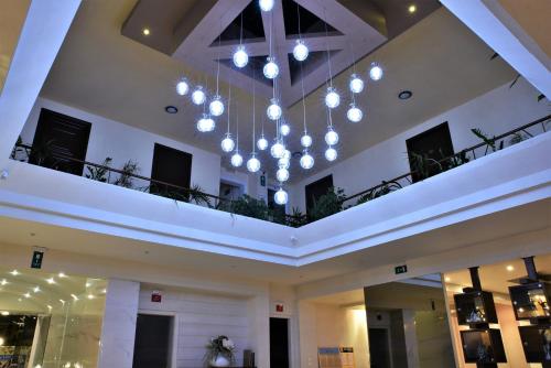 Theo Hotel - image 7