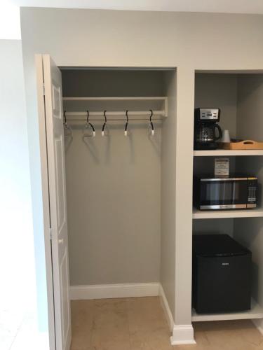 RED CARPET INN, ALEXANDRIA – Alexandria, VA