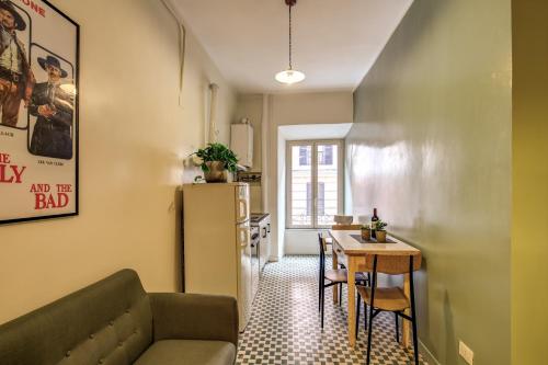 Trastevere San Cosimato vintage, Roma (foto 2)